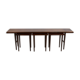 Tables gigognes en bois de rose par Kurt Østervig, fabriquée par Jan Furniture dans les années 1960.
