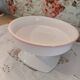 Compotier sur piédouche en céramique blanche liseré rose