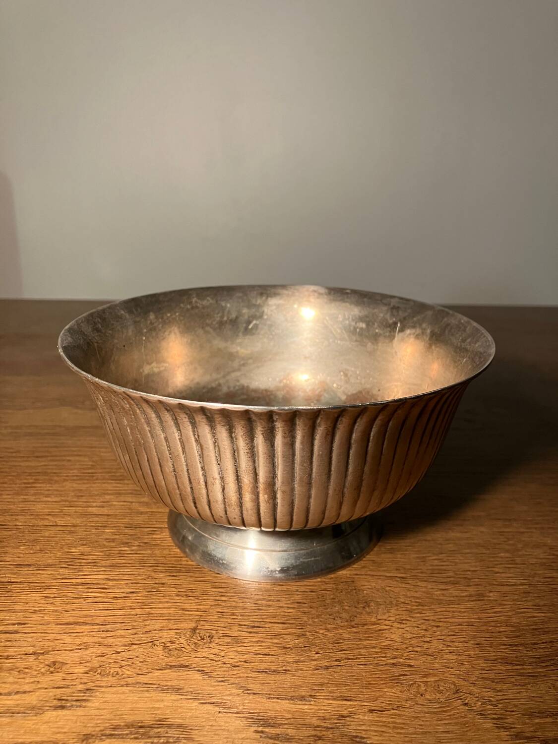 Silver metal stand bowl