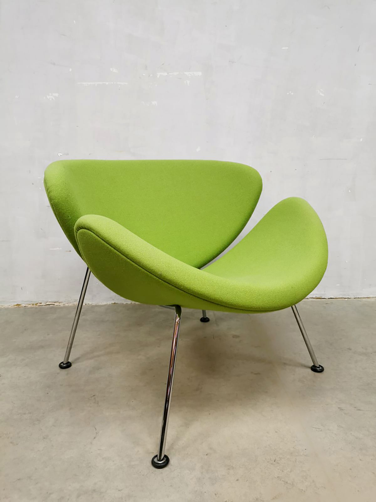 Dutch design Artifort easy chair Pierre Paulin F437 Orange Slice ‘Green’