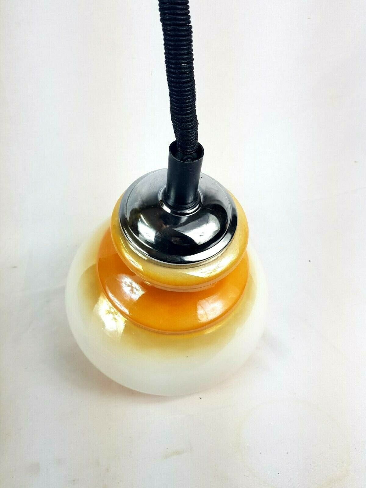 Suspension opaline goes up and down 60-70 signed Silent Italy.