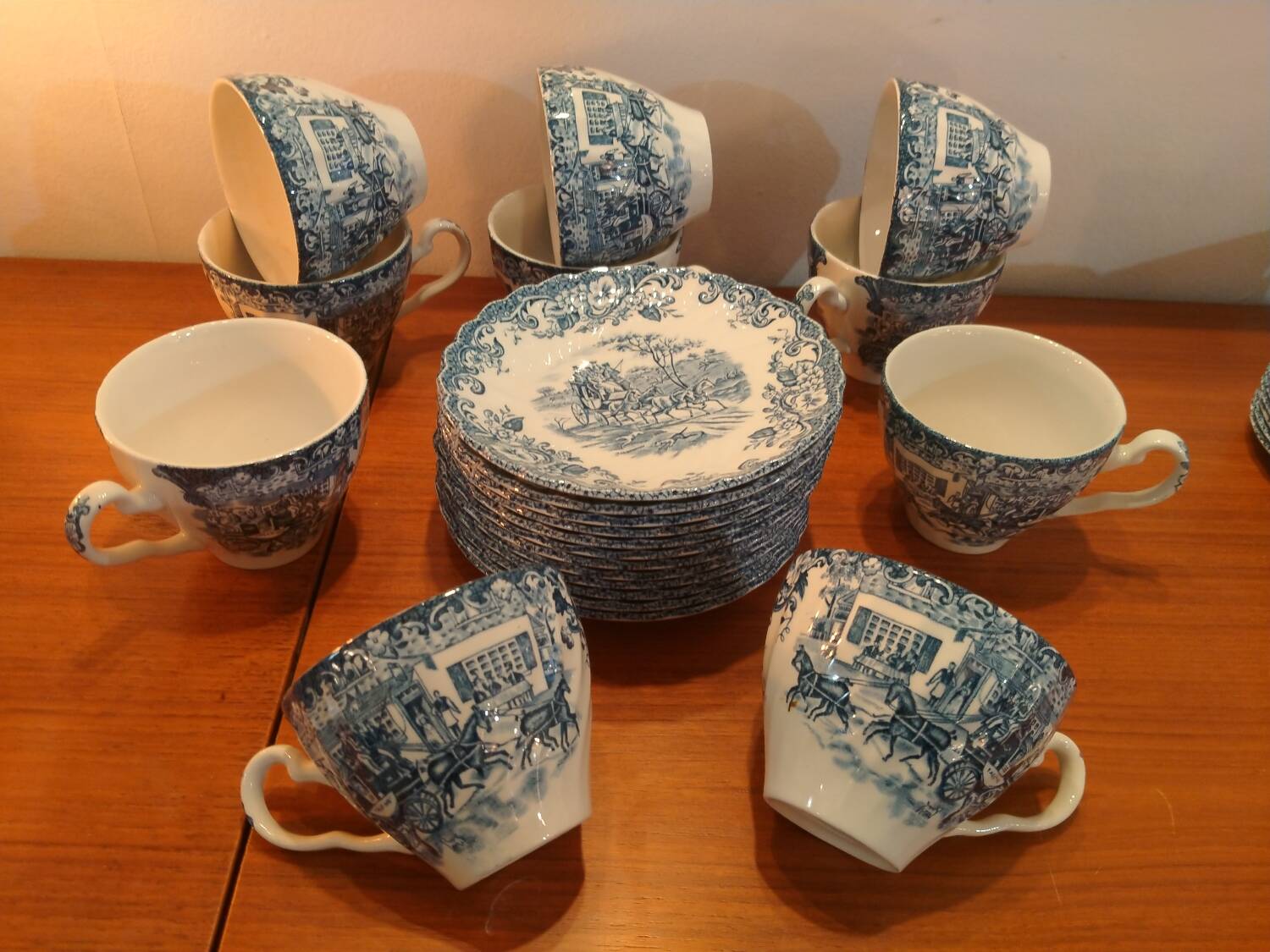 Johnson Bros England tea service café