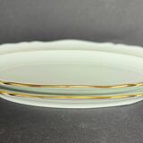 2 small oval dishes in white porcelain