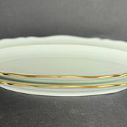 2 petits plats ovales en porcelaine blanche