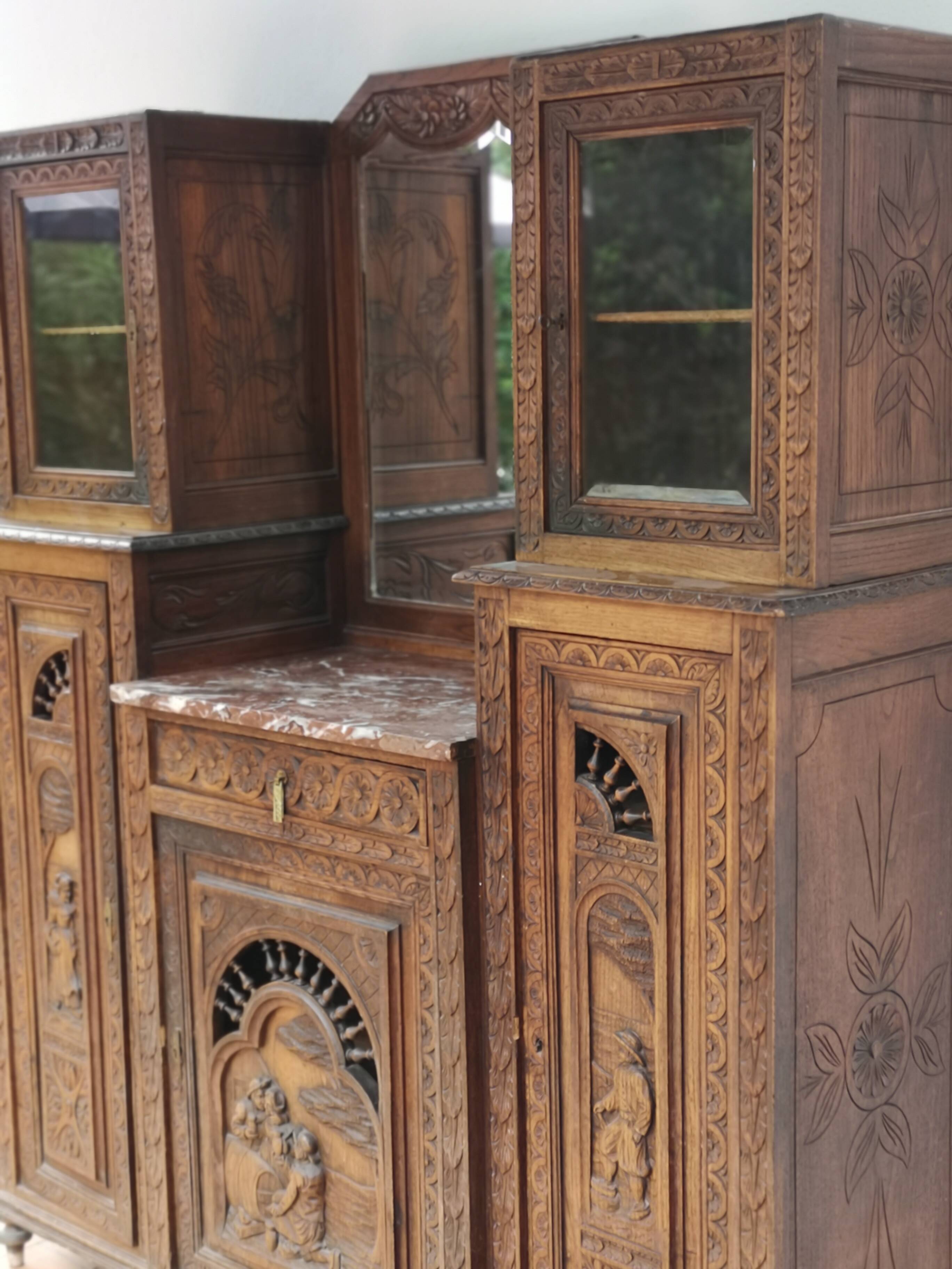 Buffet 2 body Brteon neo Gothic