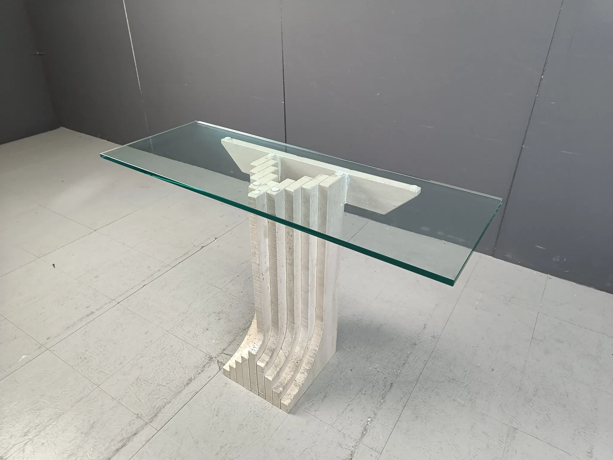 Table console en travertin vintage dans le style de Carlo Scarpa, années 1970.
