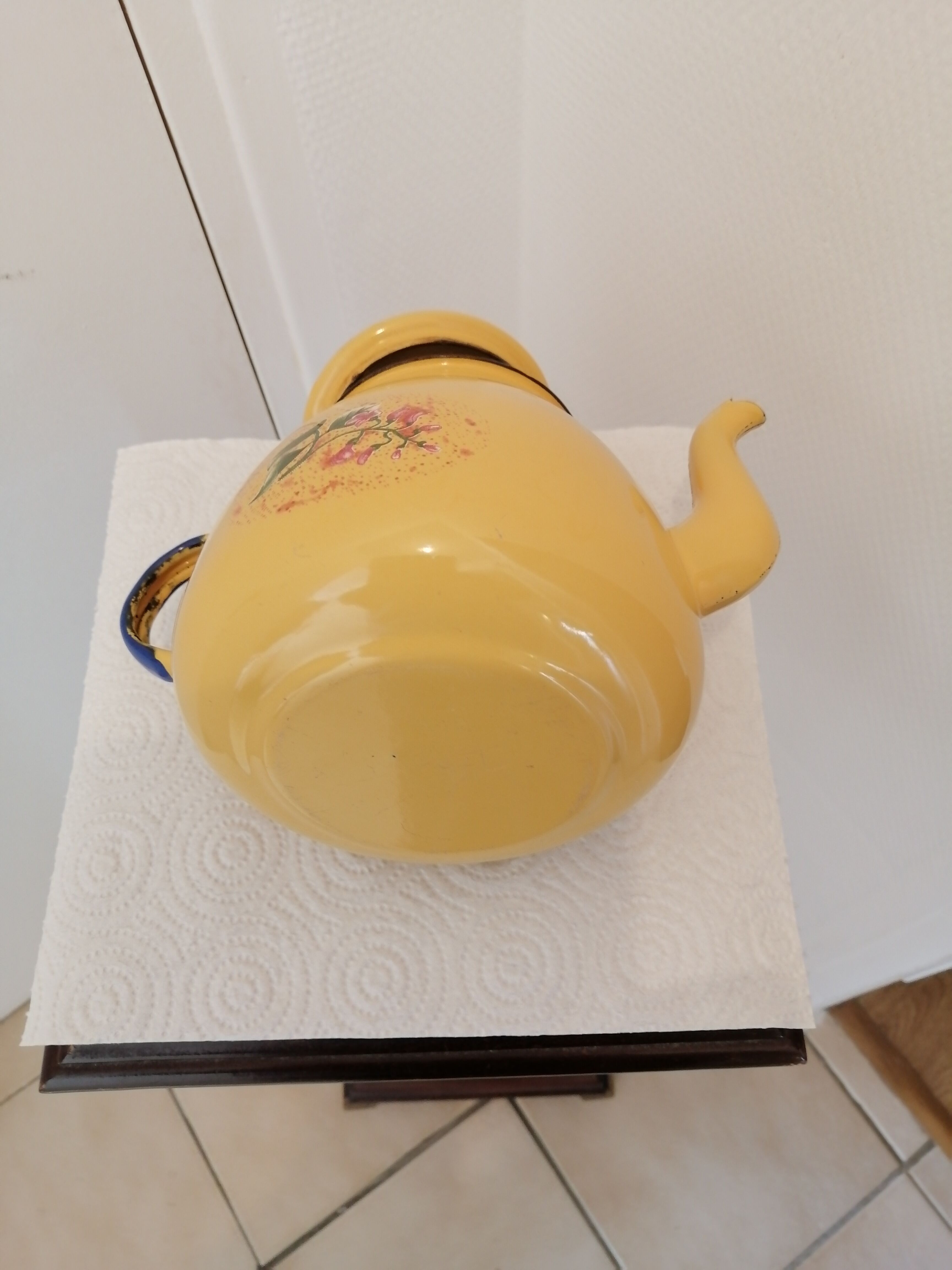 Tea pot in email