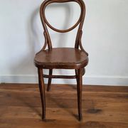 Véritable chaise Thonet modèle cœur n°28, fabrication Thonet, vers 1900