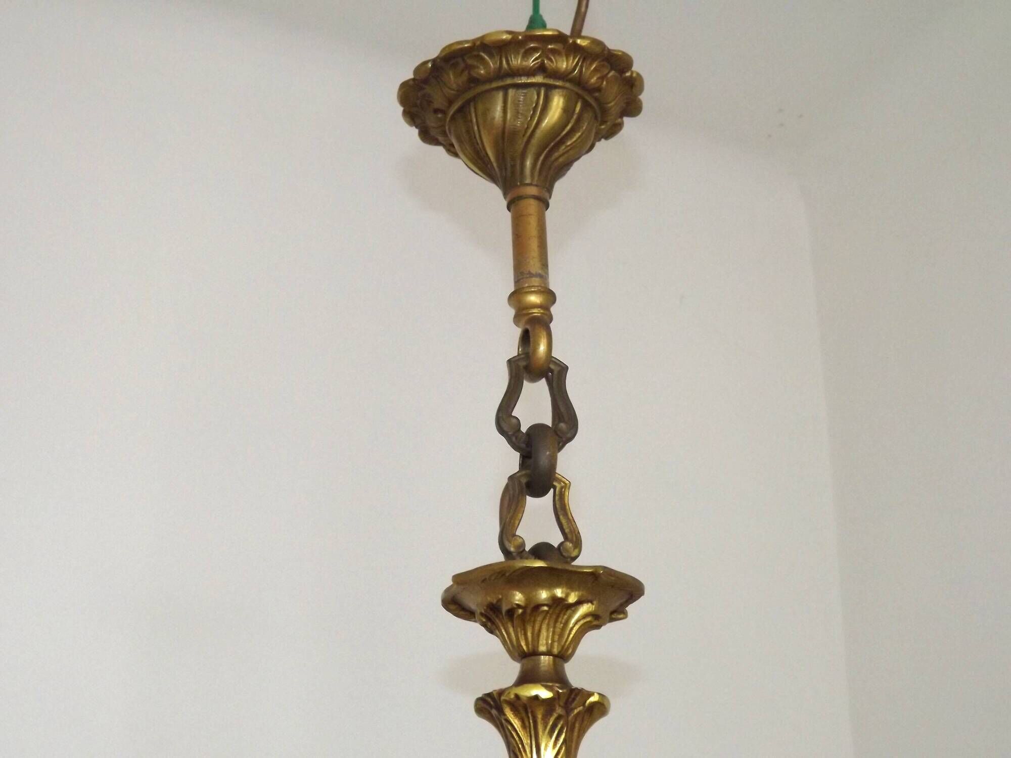 French Antique Traditional Bronze 8 Light Chandelier Acanthus Detail 5566