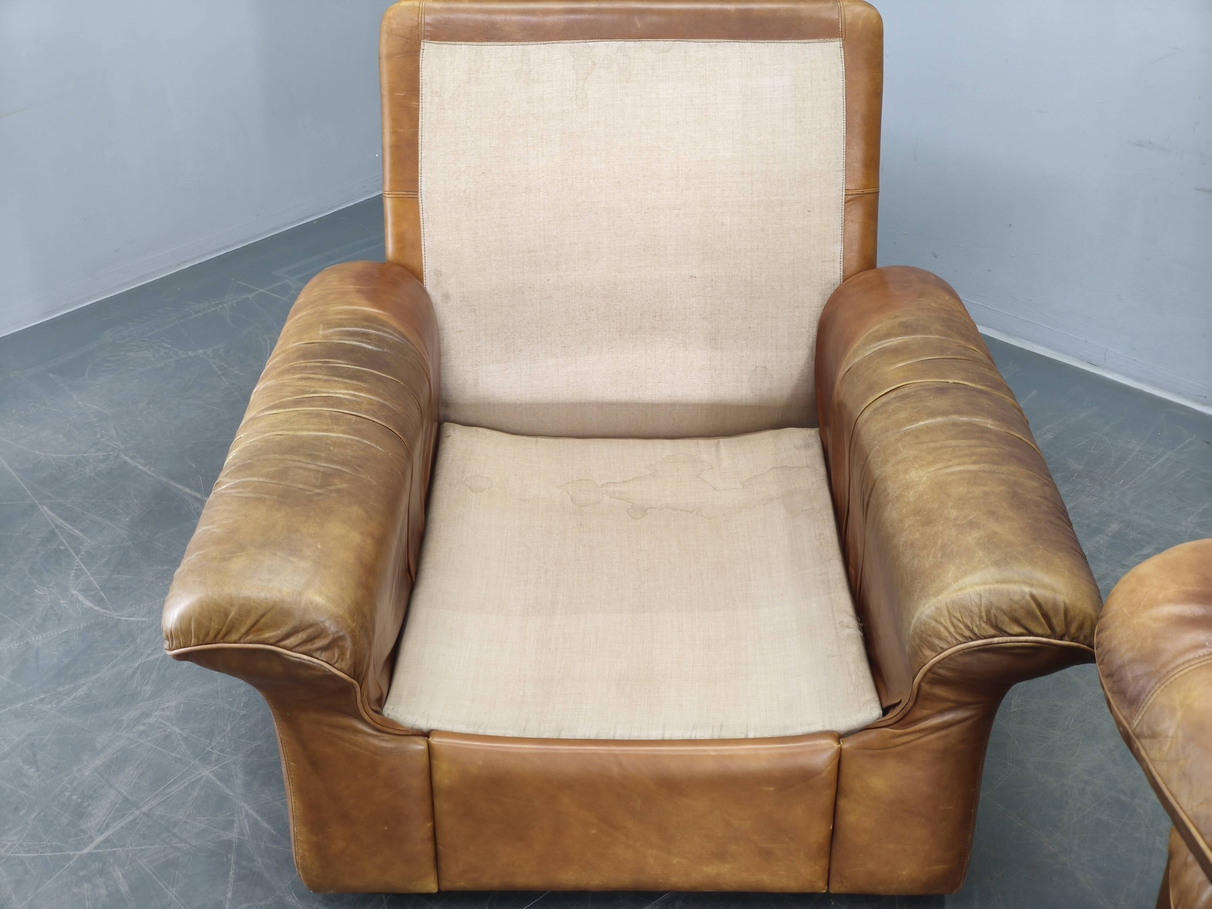 Pair of Arcon Italia Cognac Buffalo Leather Lounge Armchairs