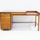 Bureau danois en bois de teck et de chêne