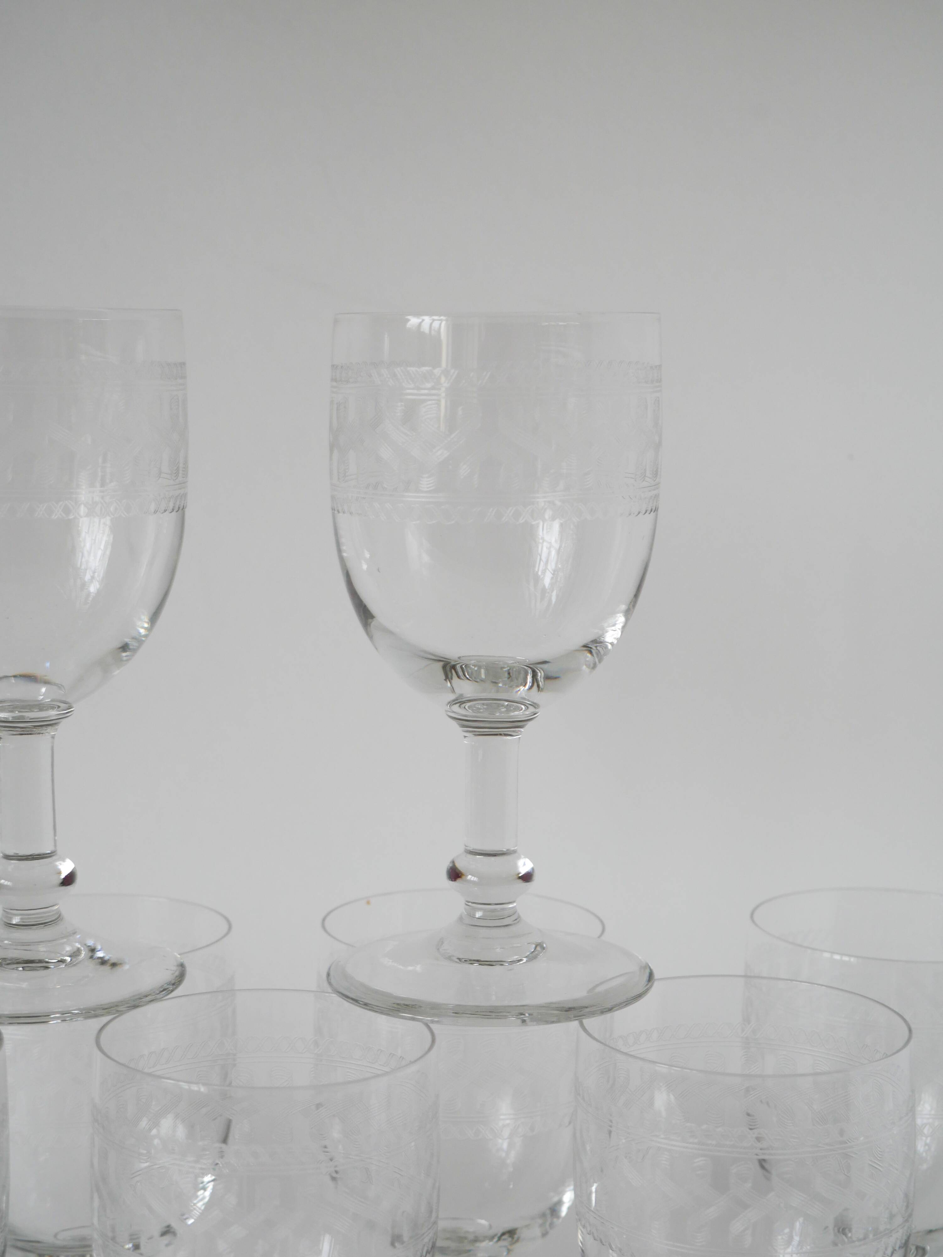 Set of 9 old wine glasses engraved in blown glass, early 20th century