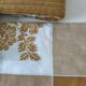 Nappe et 8 serviettes vintage – tons caramel et moutarde dorée