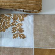 Nappe et 8 serviettes vintage – tons caramel et moutarde dorée