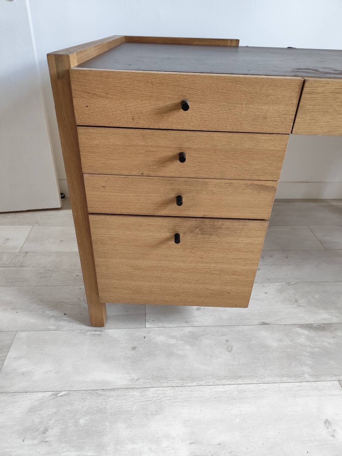 Bureau moderne habitat placage chêne