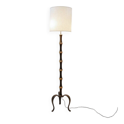 Lampadaire trépied en fer forgé et laiton avec pied style bambou