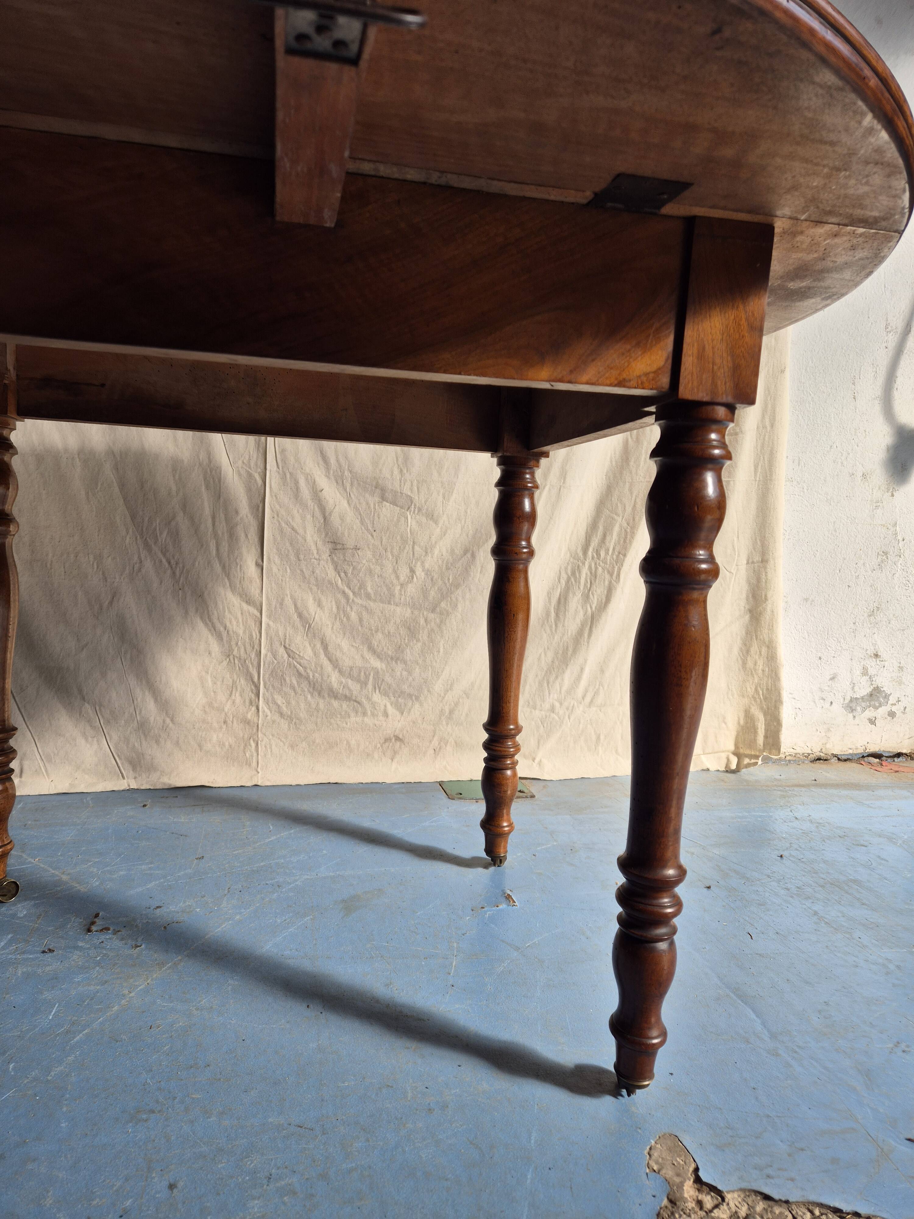 Rectangle/round table