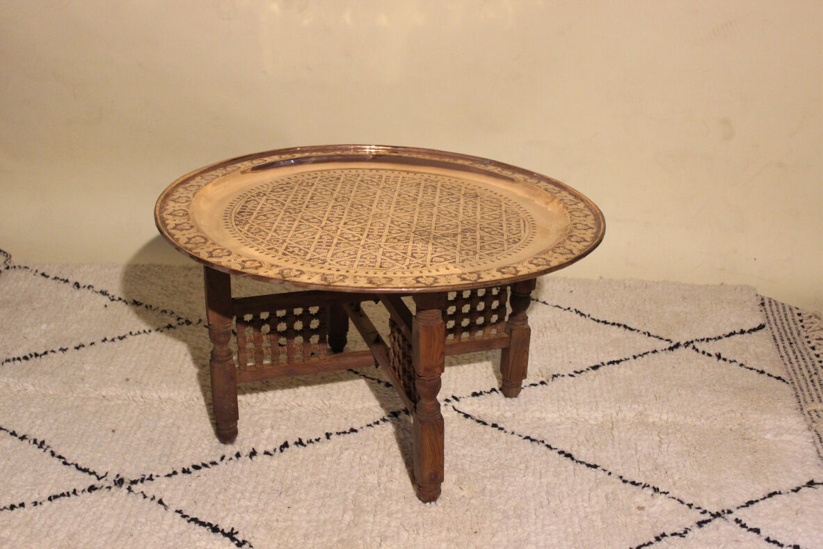 Traditional table