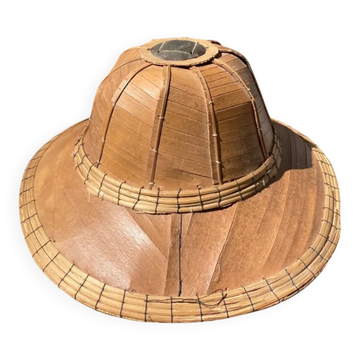 Chapeau asiatique décoration murale