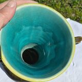 Slip vase