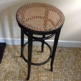 Bar stool