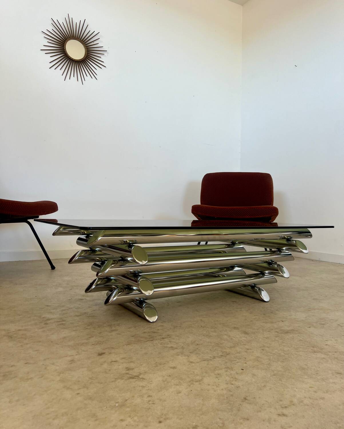 Table basse Space âge années 70 métal tubulaire et verre fumé design italien