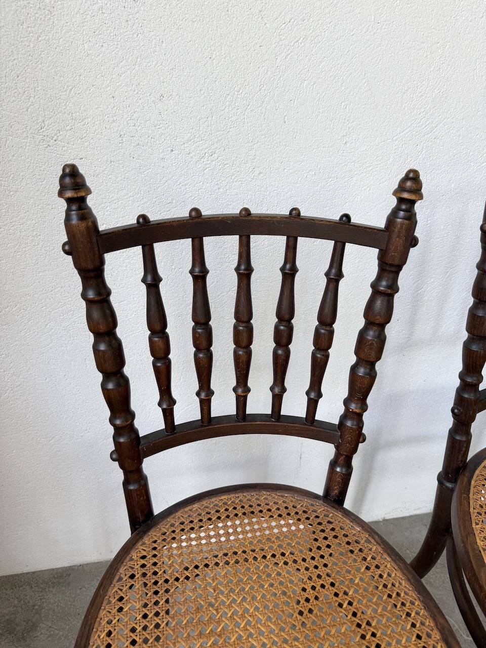 Set of 4 Fischel cane bistro chairs n019