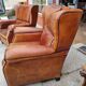 Paire de fauteuils club en cuir des années 1980