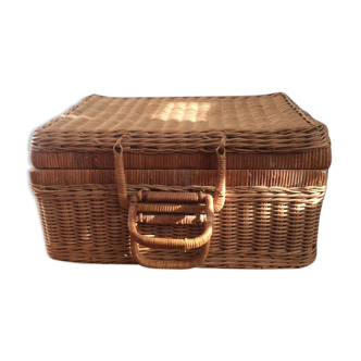 Suitcase picnic vintage rattan