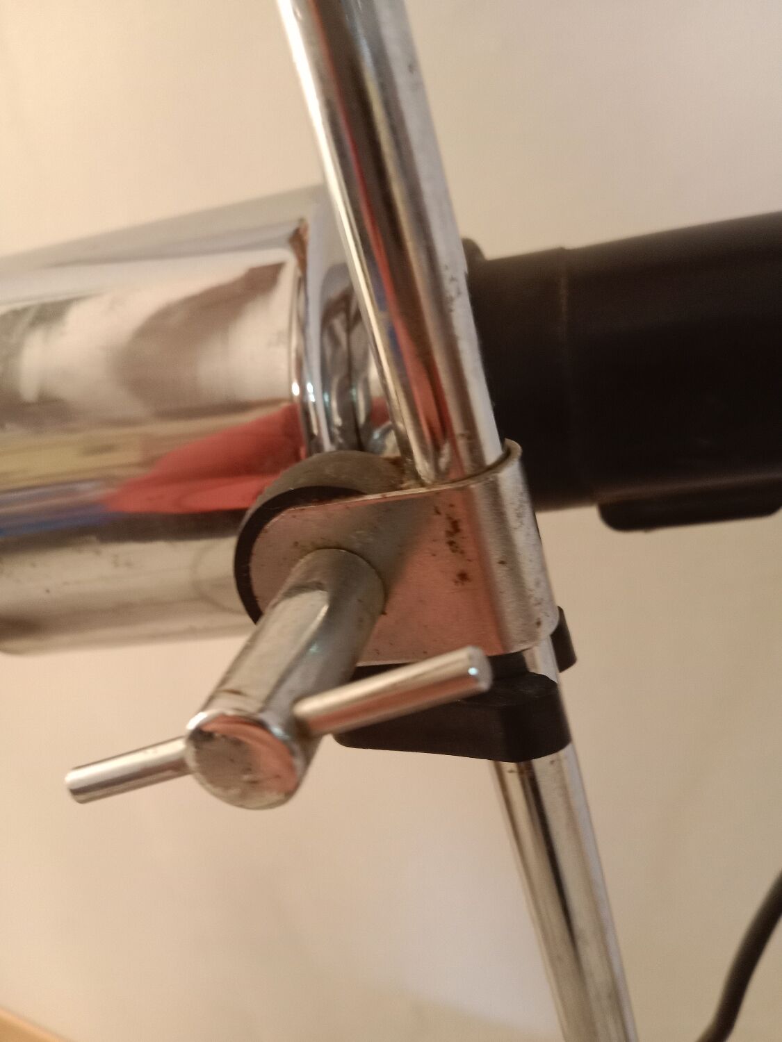 Cosmo Designs England desk lamp