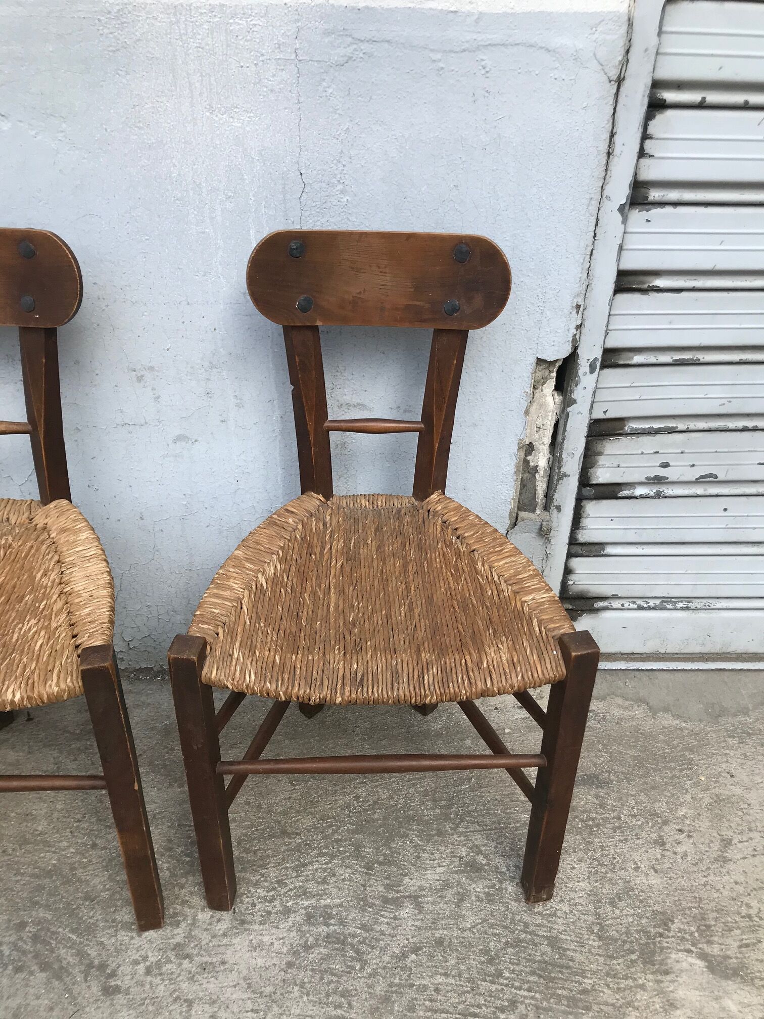 Set of 4 brutalist chairs wood and rope, popular art