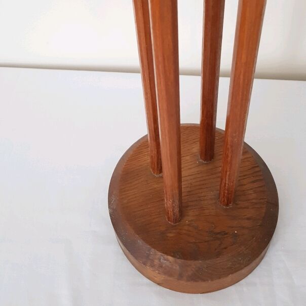 Harness wood and formica