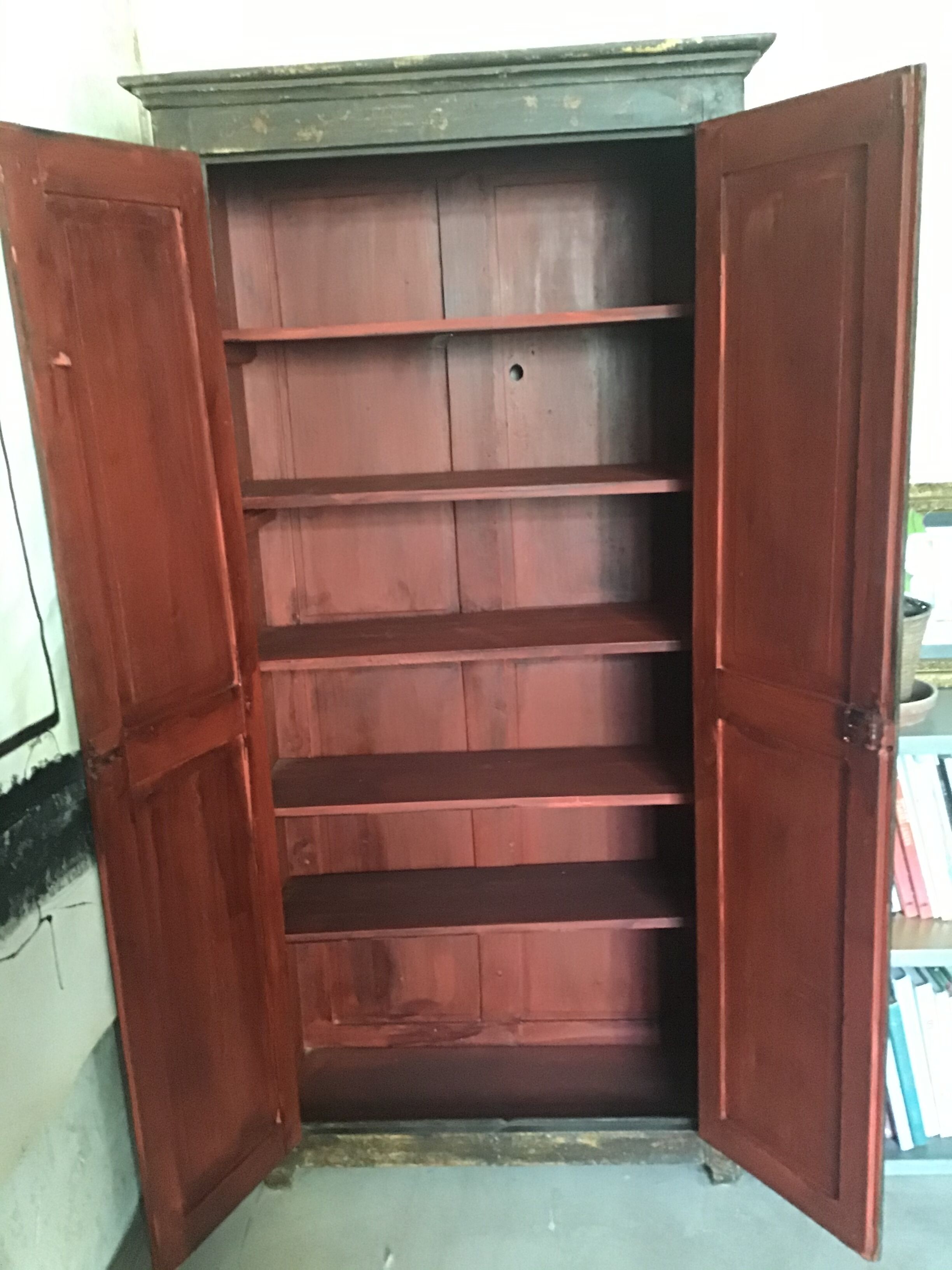 Parisian wardrobe patina