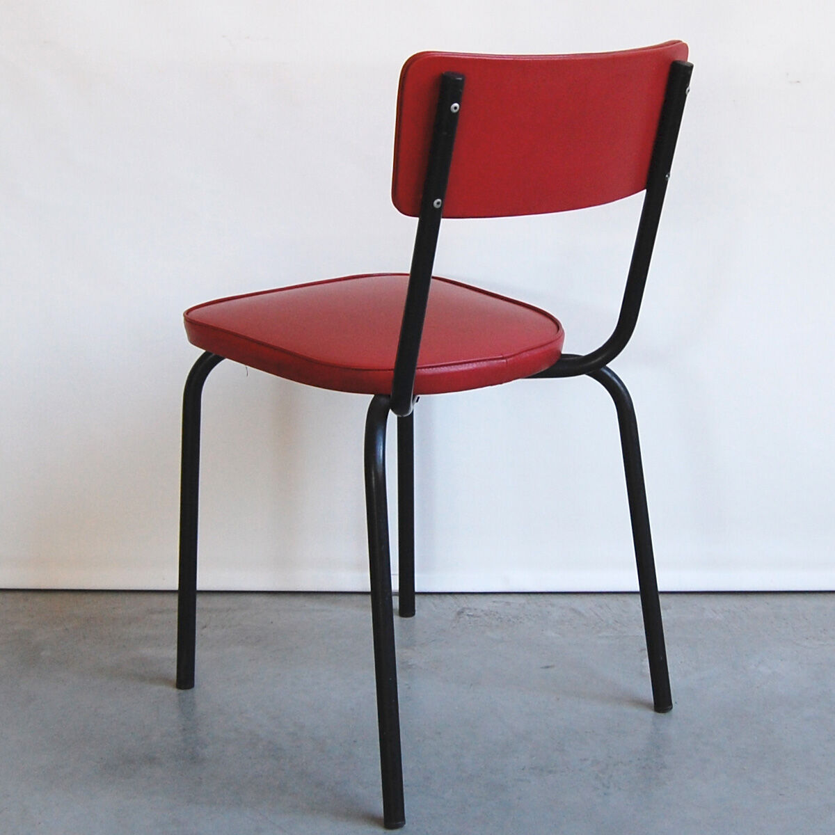 Chair C59 "trimmed" by Pierre Guariche for Meurop, 1959