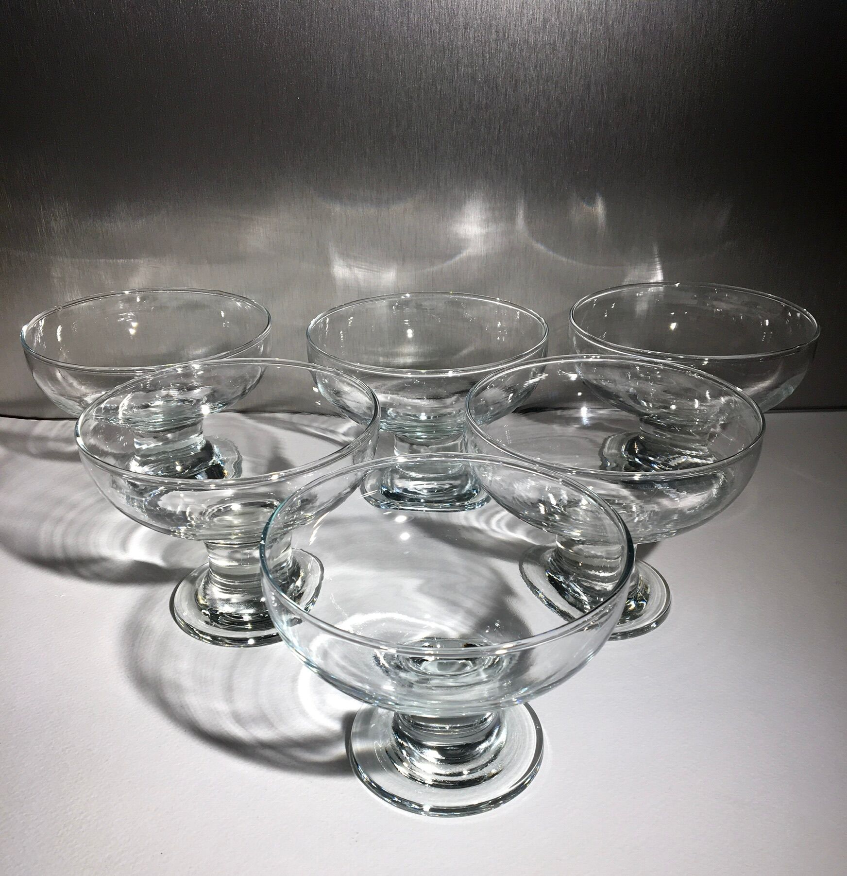 Lot of 6 champagne glasses from the 60s/70s in glass and crystal