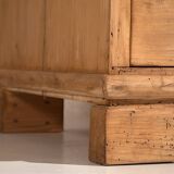 Antique four-drawer chest of drawers (circa 1920)