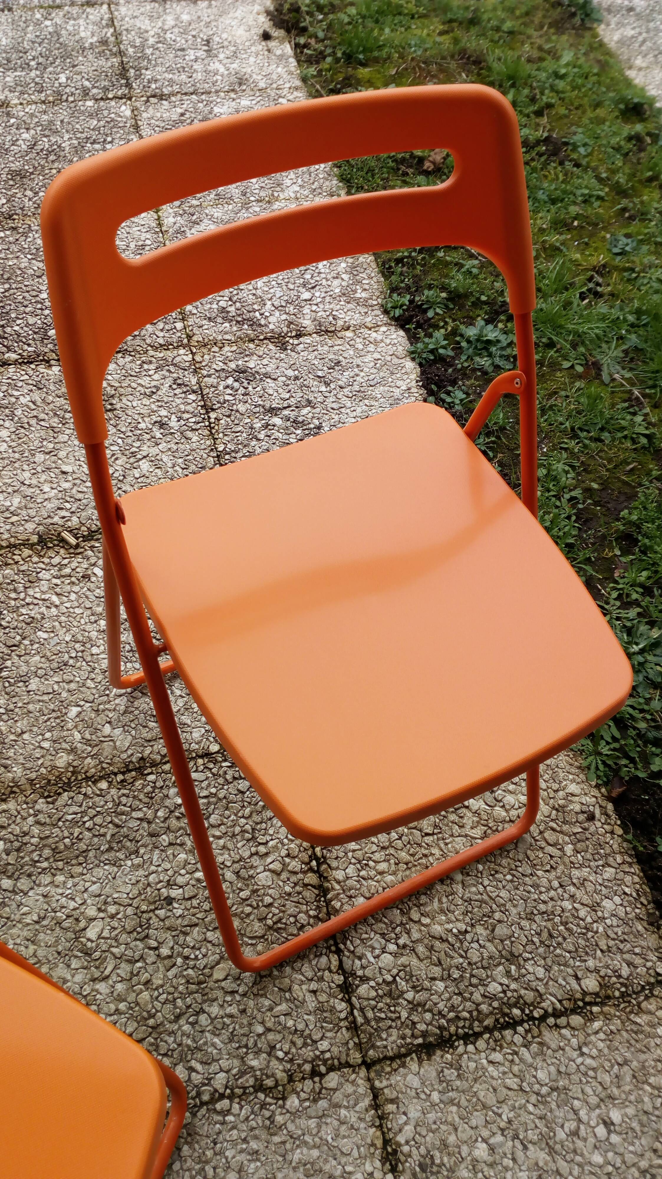 Lot two folding chairs