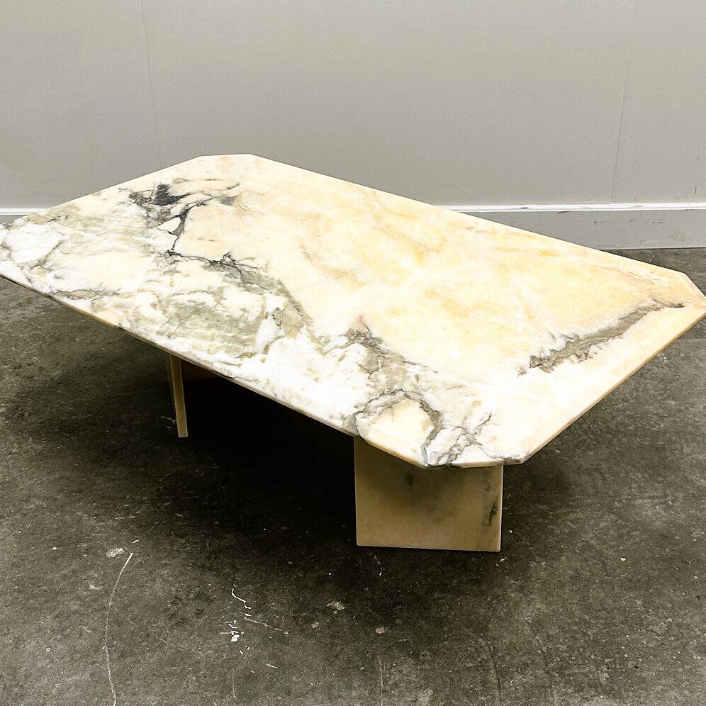 Vintage pink and gray marble coffee table, Italy. 1980s