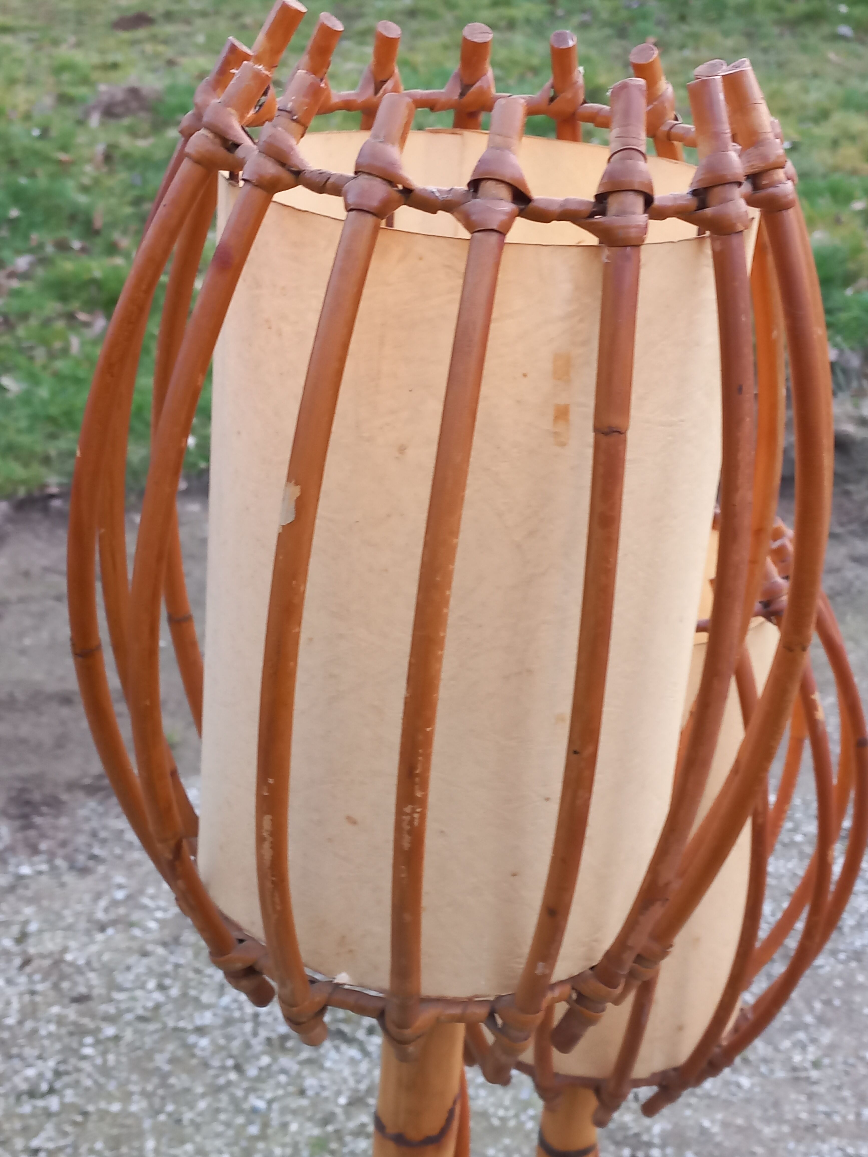 Bamboo and rattan floor lamp 2 lights from the 70s