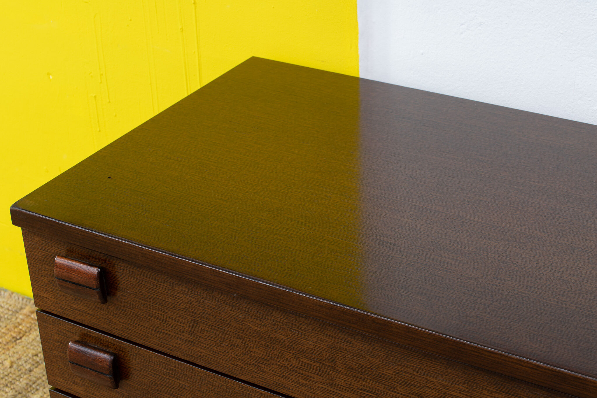 Scandinavian dresser 95 cm