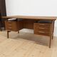 Bureau en teck modèle 75 par Gunni Omann, années 1960.