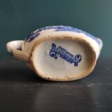 John Meir & Son sauceboat, c. 1870, ‘Willow Pattern’
