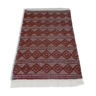 Tapis kilim berbère marocain gris bordeaux