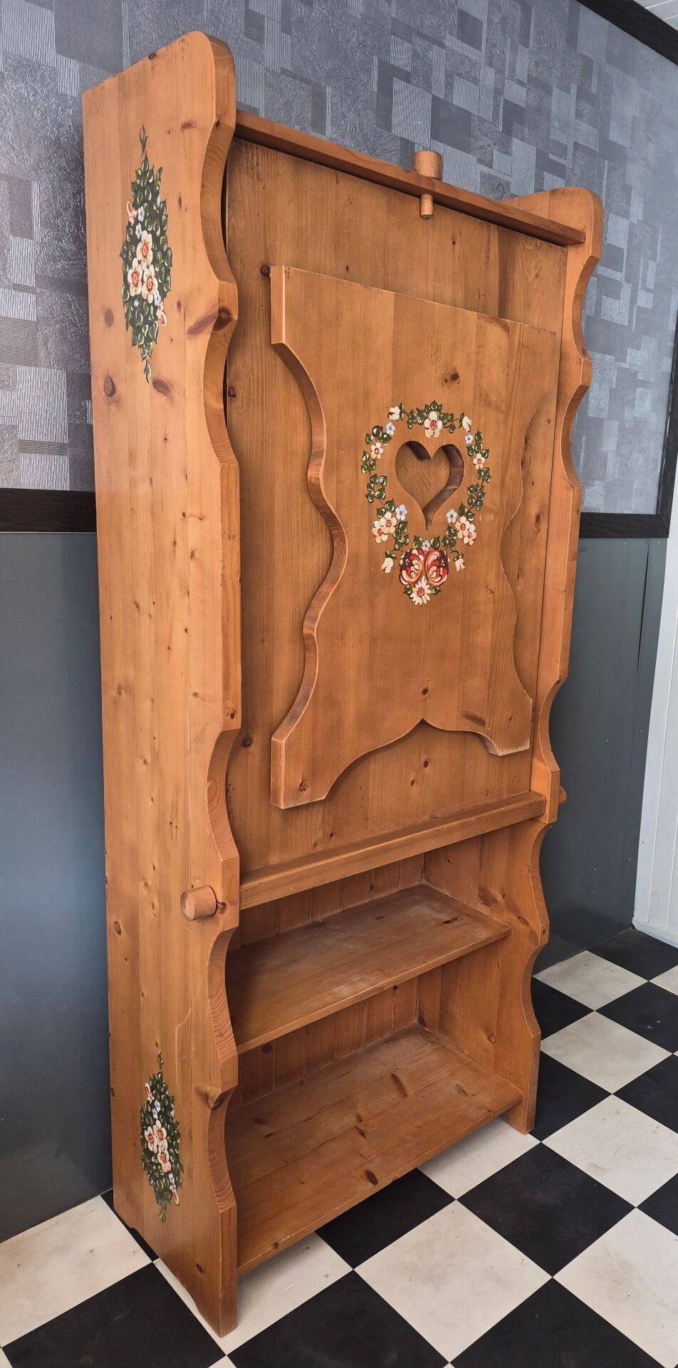 Mountain Shepherd's Table in solid pine