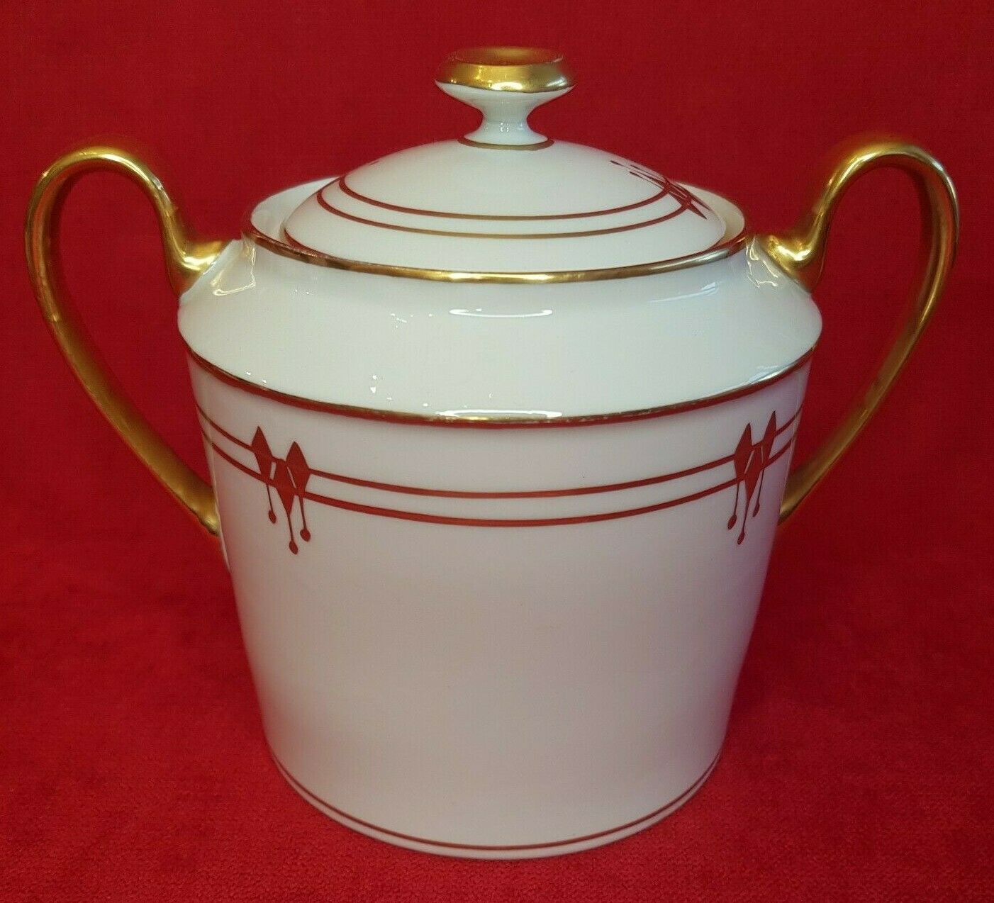 Paillet Limoges - large porcelain sugar pot art deco gilded décor