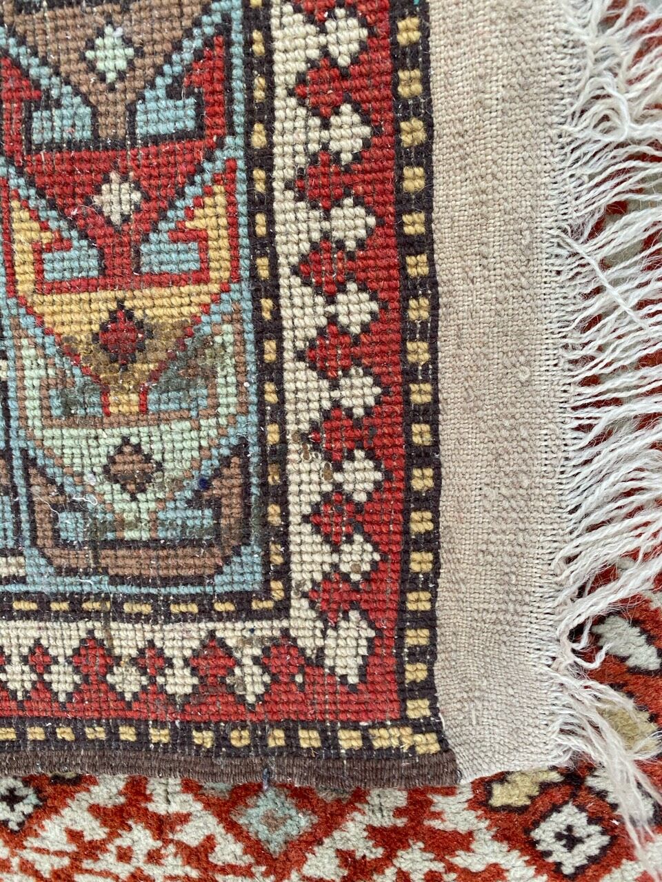 Tapis turc Anatolie 112x145 cm