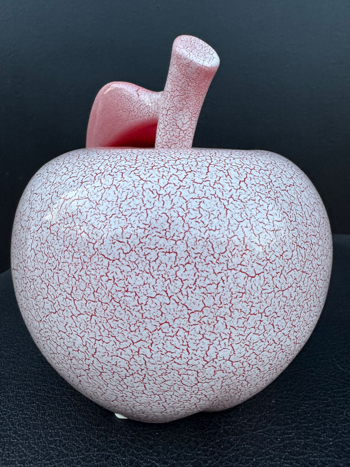 Ceramic apple from the 1970s