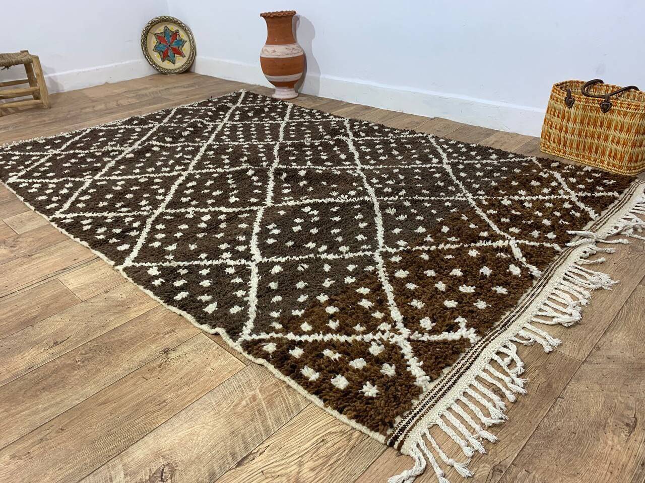 Traditional Berber rug dyed with walnut 240 x 150 cm
