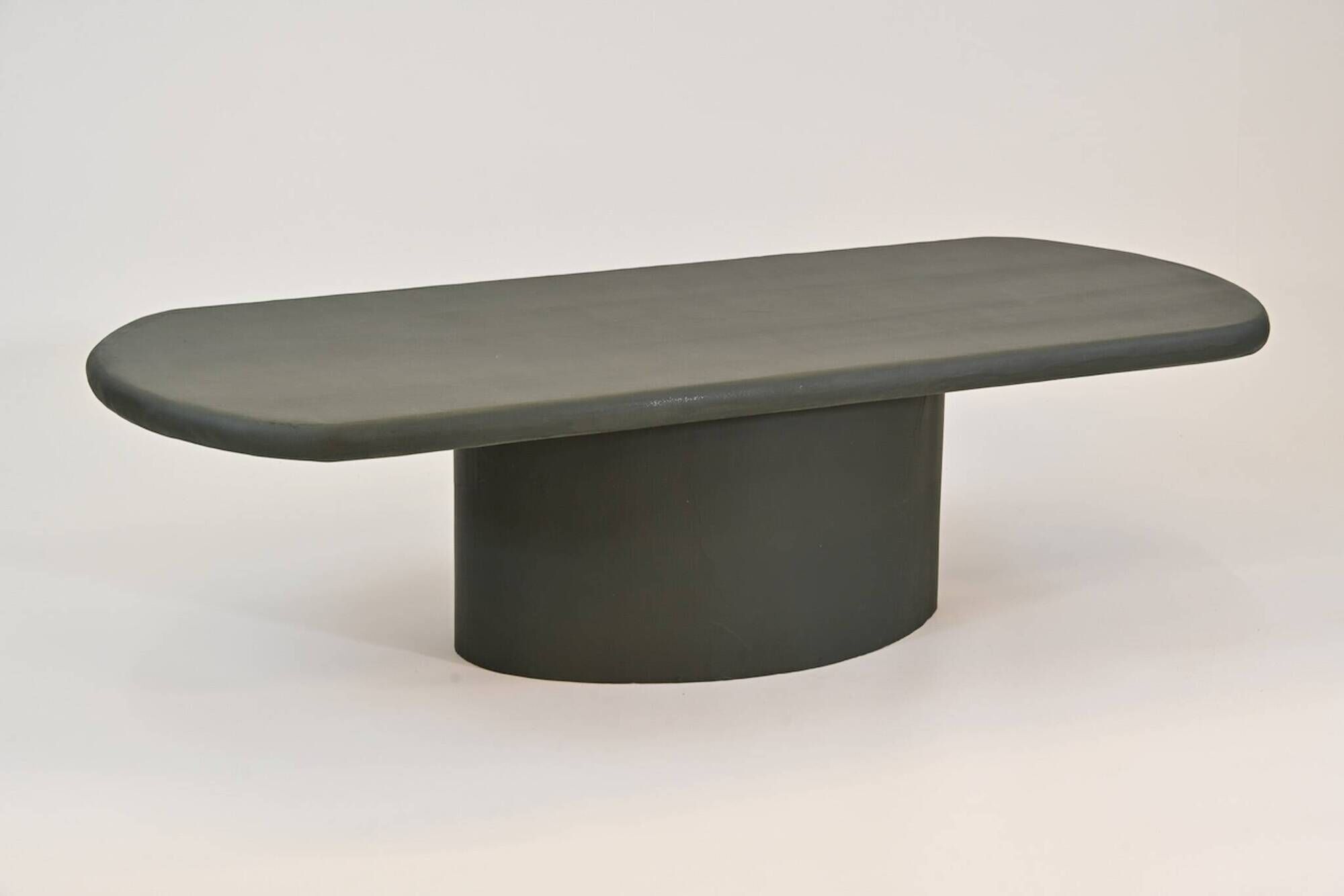 Coffee table in wood and mortex