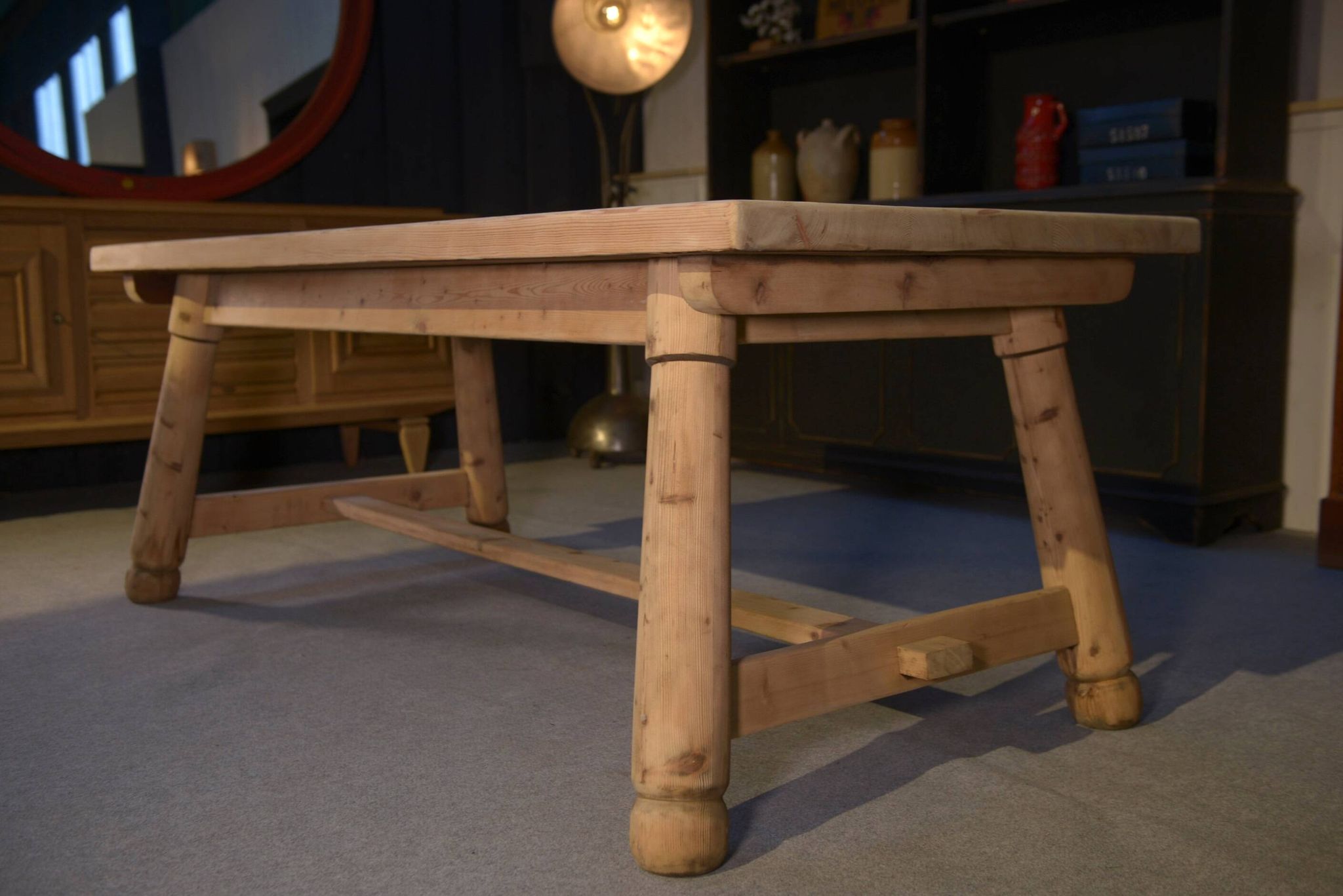 Table de ferme en pin brut brutaliste Georges Robert 1960's